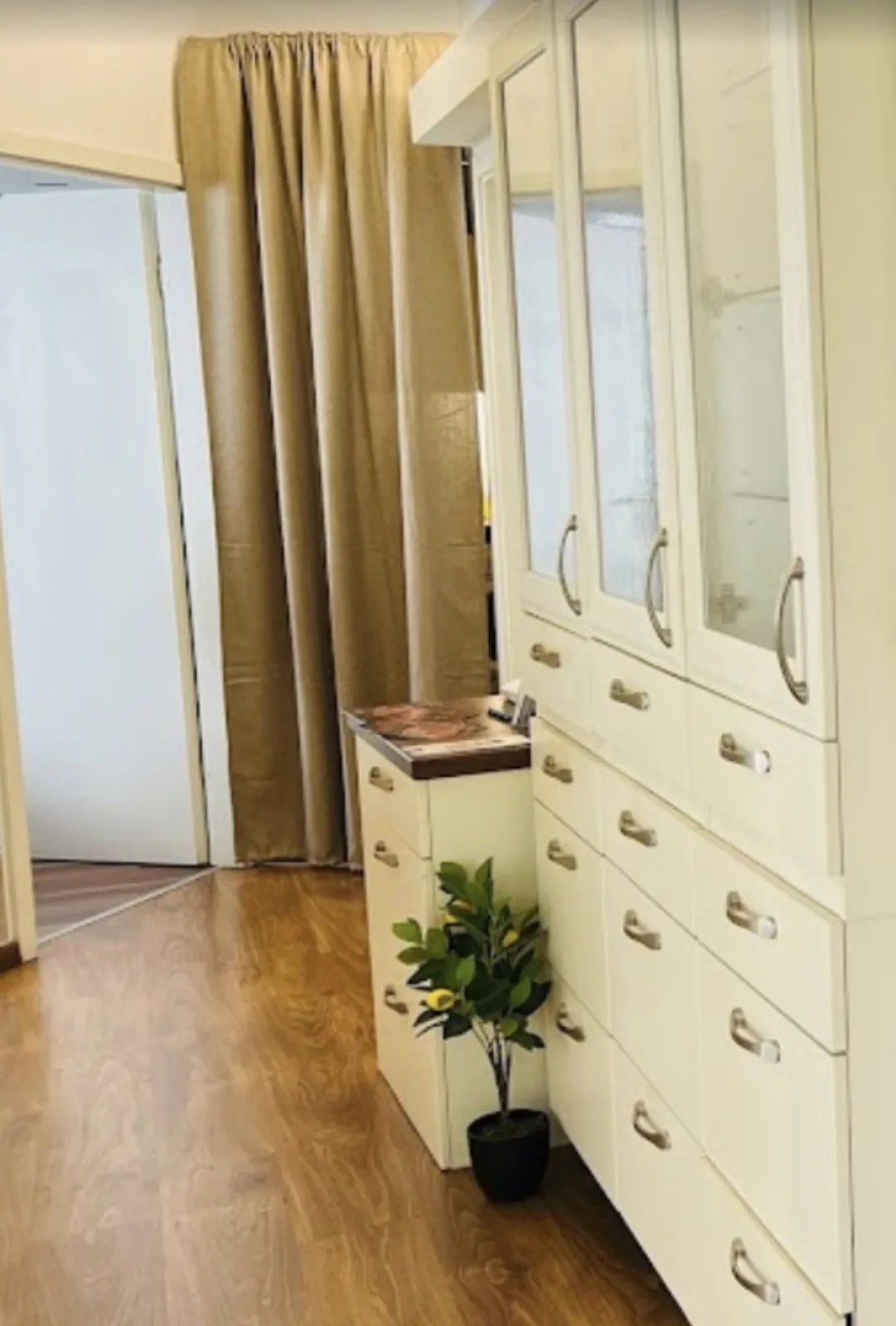 Espace d’accueil du salon de massage